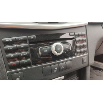 SISTEMA AUDIO / RADIO CD 