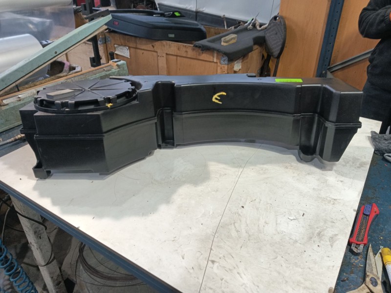 Recambio de altavoz para audi q8 (4mn, 4mt) 50 tdi mild hybrid quattro referencia OEM IAM   