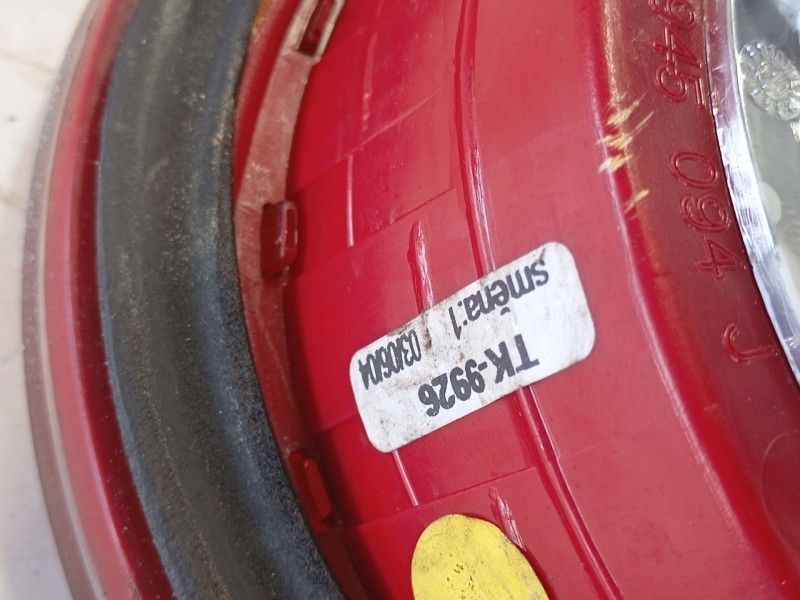 Recambio de piloto trasero derecho interior para volkswagen golf v (1k1) 2.0 tdi 16v referencia OEM IAM 1K6945094E  