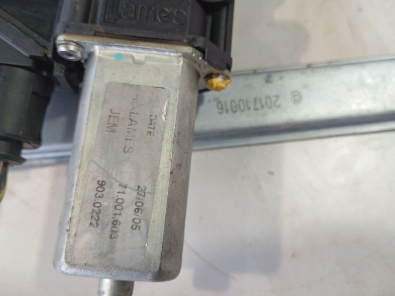 Recambio de elevalunas trasero derecho para bmw 3 (e90) 320 d referencia OEM IAM 51357140590  