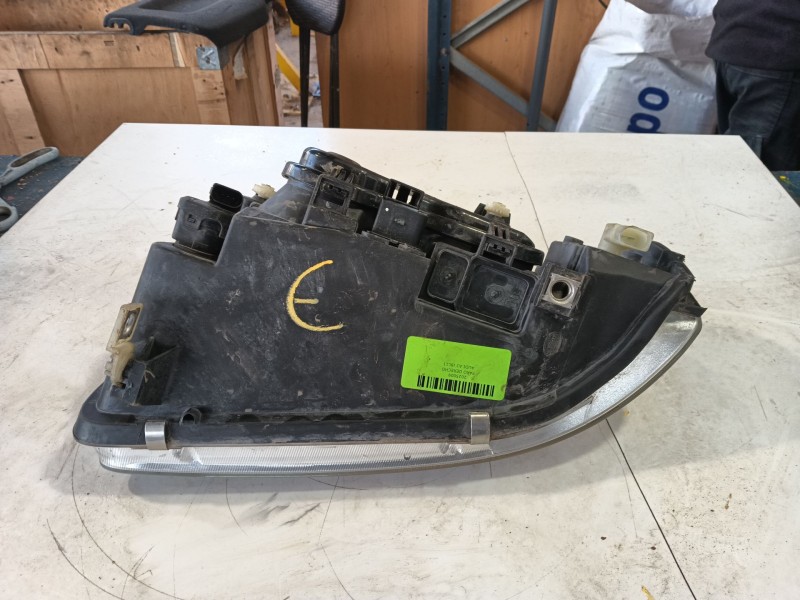 Recambio de faro derecho para audi a3 (8l1) 1.8 t referencia OEM IAM   