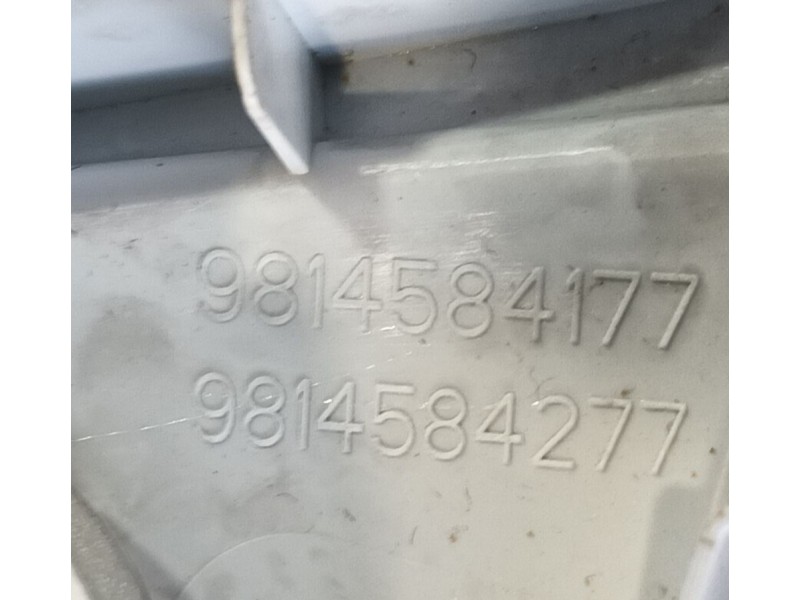 Recambio de luz interior para peugeot 3008 ii suv (mc_, mr_, mj_, m4_) 1.5 bluehdi 130 referencia OEM IAM   