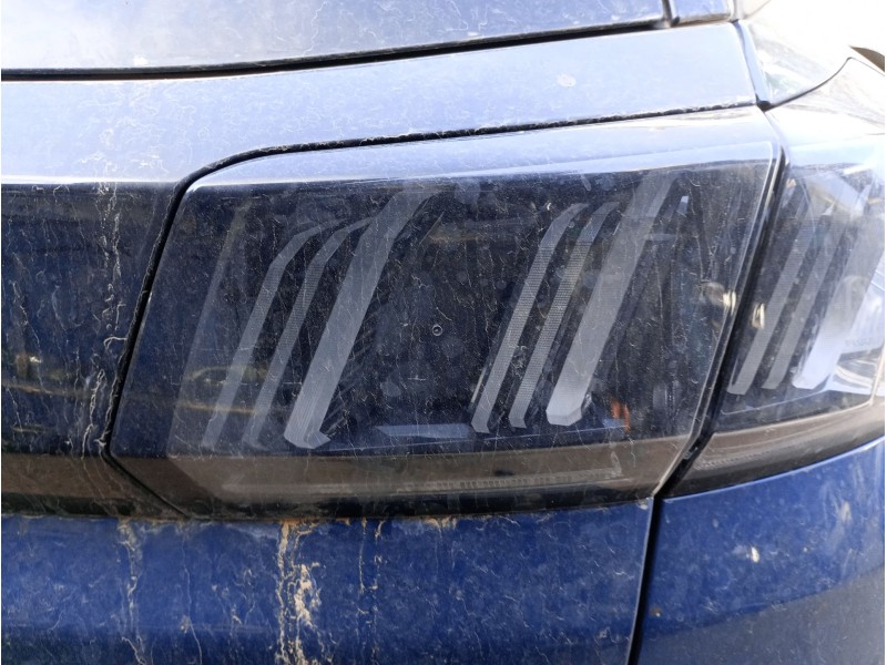 Recambio de piloto trasero derecho interior para peugeot 3008 ii suv (mc_, mr_, mj_, m4_) 1.5 bluehdi 130 referencia OEM IAM   