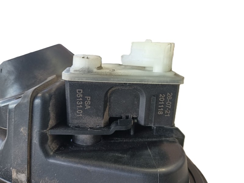 Recambio de tapa exterior combustible para peugeot 3008 ii suv (mc_, mr_, mj_, m4_) 1.5 bluehdi 130 referencia OEM IAM   