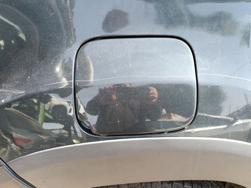 Recambio de tapa exterior combustible para dacia duster (hs_) 1.5 dci referencia OEM IAM   