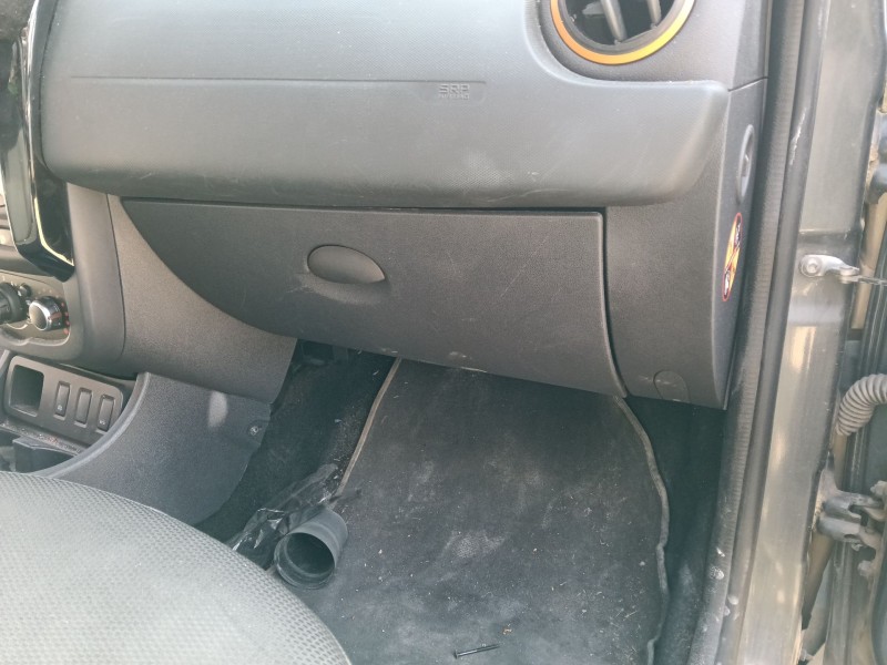 Recambio de guantera para dacia duster (hs_) 1.5 dci referencia OEM IAM   