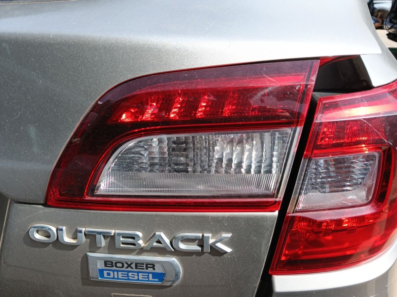 Recambio de piloto trasero derecho interior para subaru outback (bs) 2.0 d awd (bsd) referencia OEM IAM 84912AL070  