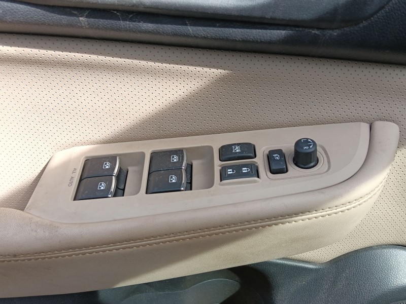 Recambio de mando elevalunas delantero izquierdo para subaru outback (bs) 2.0 d awd (bsd) referencia OEM IAM 83071AJ030  