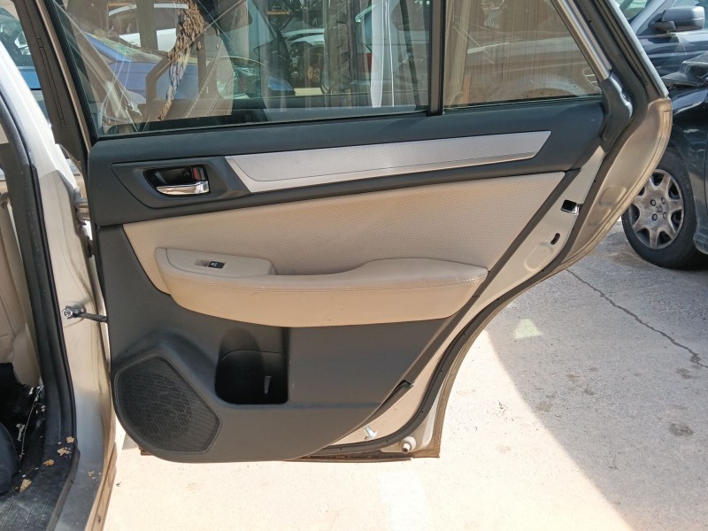 Recambio de guarnecido puerta trasera derecha para subaru outback (bs) 2.0 d awd (bsd) referencia OEM IAM   