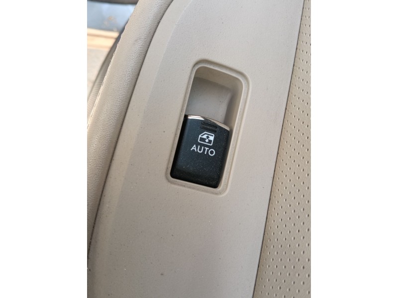 Recambio de mando elevalunas trasero derecho para subaru outback (bs) 2.0 d awd (bsd) referencia OEM IAM 83071FG100  