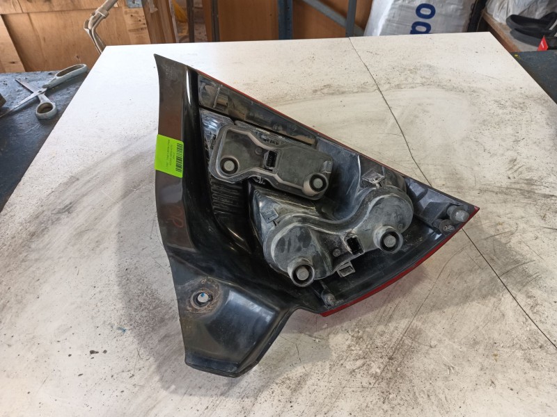 Recambio de piloto trasero derecho para renault megane ii (bm0/1_, cm0/1_) 1.5 dci (bm1e, cm1e) referencia OEM IAM   