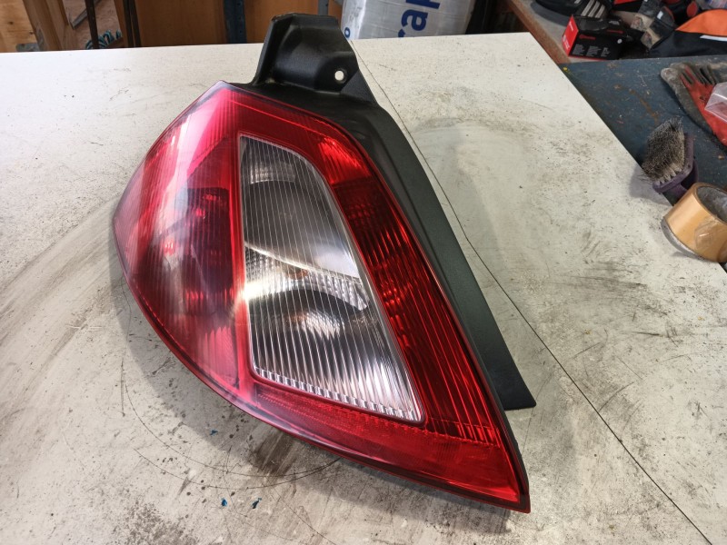 Recambio de piloto trasero izquierdo para renault megane ii (bm0/1_, cm0/1_) 1.5 dci (bm1e, cm1e) referencia OEM IAM   