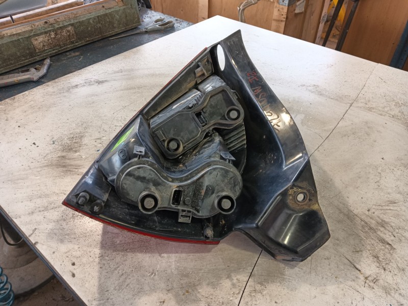 Recambio de piloto trasero izquierdo para renault megane ii (bm0/1_, cm0/1_) 1.5 dci (bm1e, cm1e) referencia OEM IAM   