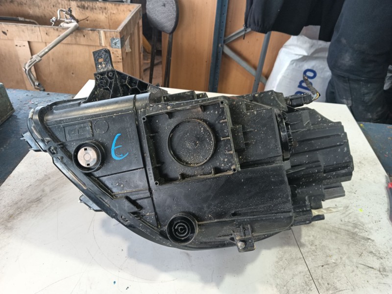 Recambio de faro derecho para ford puma (j2k, cf7) 1.0 ecoboost referencia OEM IAM 2491057  