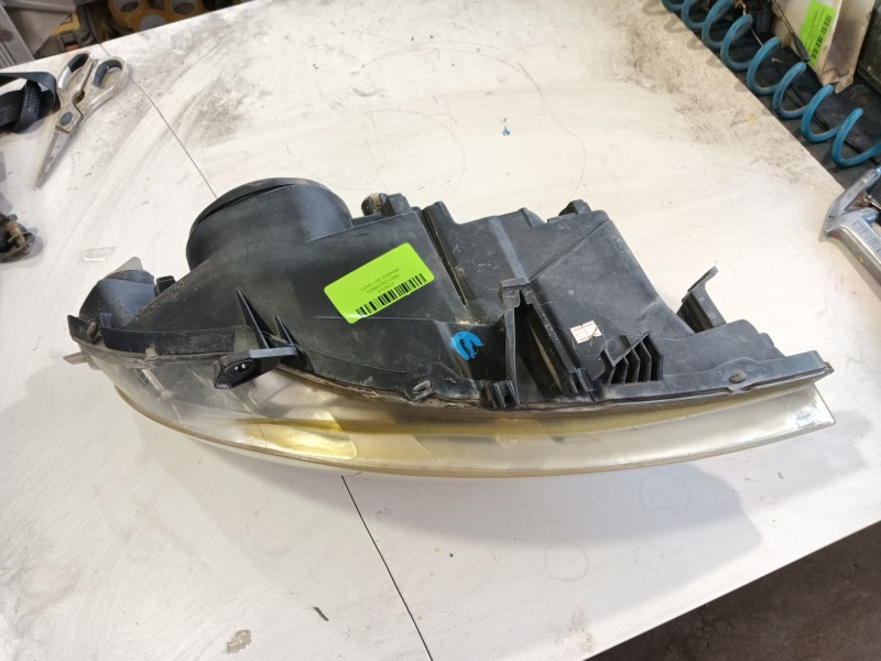 Recambio de faro izquierdo para peugeot 307 (3a/c) 1.6 16v referencia OEM IAM   