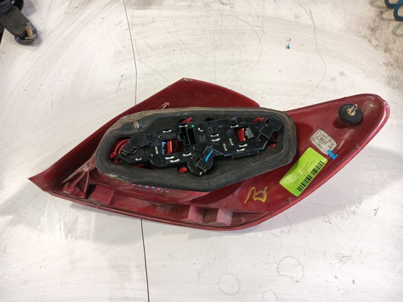 Recambio de piloto trasero izquierdo para peugeot 307 (3a/c) 1.6 16v referencia OEM IAM   