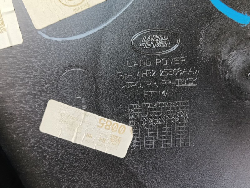 Recambio de guarnecido puerta trasera derecha para land rover range rover sport i (l320) 3.0 d 4x4 referencia OEM IAM   