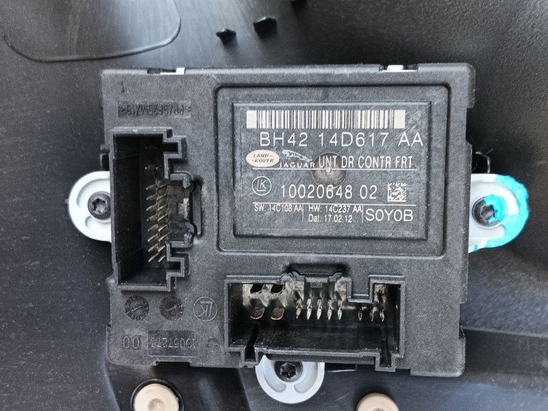 Recambio de guarnecido puerta delantera derecha para land rover range rover sport i (l320) 3.0 d 4x4 referencia OEM IAM   