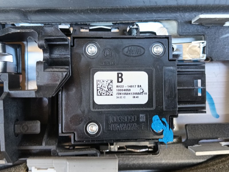 Recambio de guarnecido puerta delantera izquierda para land rover range rover sport i (l320) 3.0 d 4x4 referencia OEM IAM   