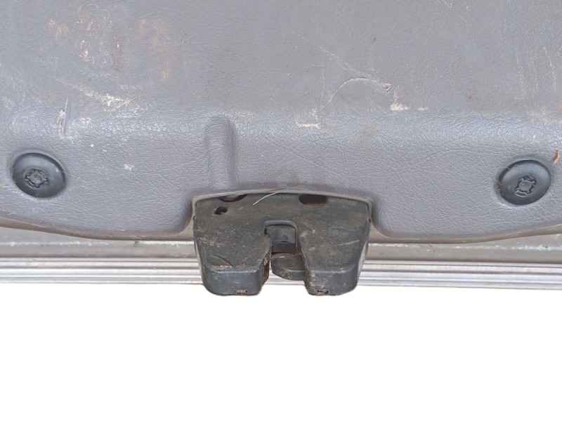 Recambio de porton trasero para peugeot 307 sw (3h) 1.6 16v referencia OEM IAM   