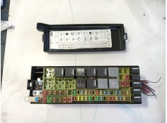 Recambio de caja reles / fusibles para land rover range rover sport i (l320) 3.0 d 4x4 referencia OEM IAM YQE500420SW  