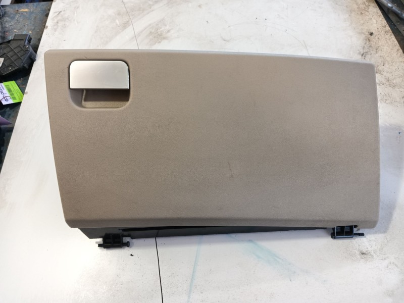 Recambio de guantera para land rover range rover sport i (l320) 3.0 d 4x4 referencia OEM IAM LR016741  