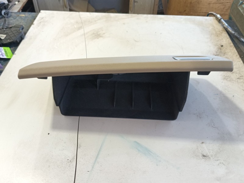 Recambio de guantera para land rover range rover sport i (l320) 3.0 d 4x4 referencia OEM IAM LR016741  