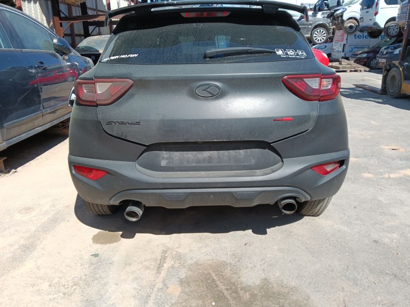 Recambio de paragolpes trasero para kia stonic (yb) 1.2 cvvt referencia OEM IAM 86610H8410  