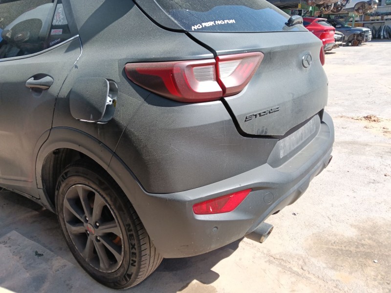 Recambio de paragolpes trasero para kia stonic (yb) 1.2 cvvt referencia OEM IAM 86610H8410  