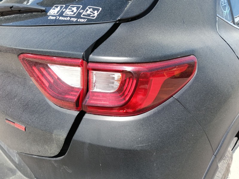 Recambio de piloto trasero derecho para kia stonic (yb) 1.2 cvvt referencia OEM IAM 92402H8500  