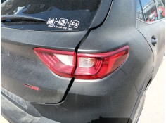 Recambio de piloto trasero derecho interior para kia stonic (yb) 1.2 cvvt referencia OEM IAM 92404H8500  