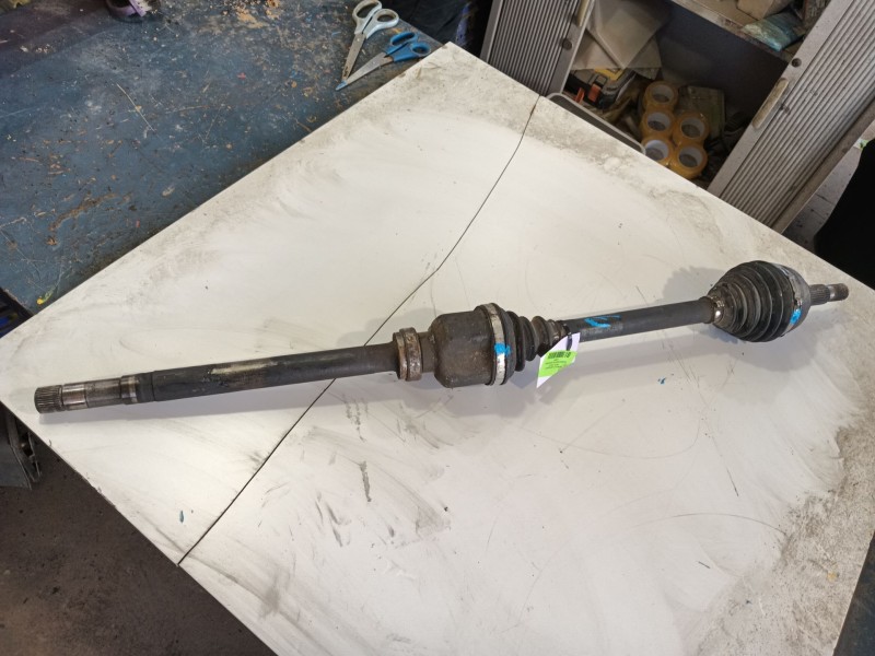 Recambio de transmision delantera derecha para citroën jumpy ii furgoneta 2.0 hdi 120 referencia OEM IAM 3273NP / 3273NQ  