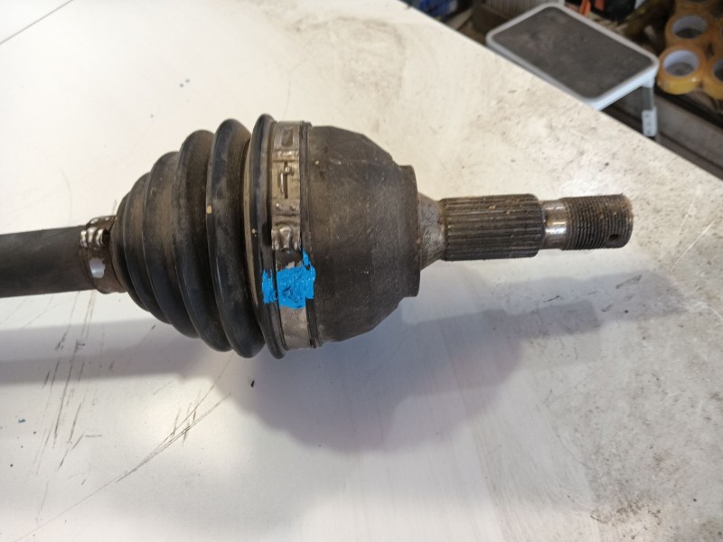 Recambio de transmision delantera derecha para citroën jumpy ii furgoneta 2.0 hdi 120 referencia OEM IAM 3273NP / 3273NQ  