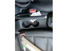 Recambio de enganche cinturon delantero derecho para kia stonic (yb) 1.2 cvvt referencia OEM IAM   