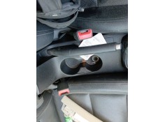 Recambio de enganche cinturon delantero izquierdo para kia stonic (yb) 1.2 cvvt referencia OEM IAM   