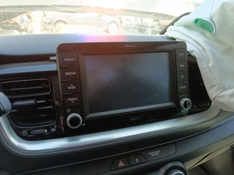 Recambio de sistema audio / radio cd para kia stonic (yb) 1.2 cvvt referencia OEM IAM   