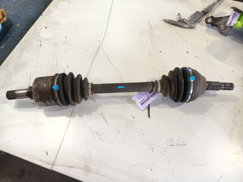 Recambio de transmision delantera izquierda para citroën jumpy ii furgoneta 2.0 hdi 120 referencia OEM IAM 3272NP / 3272NQ  