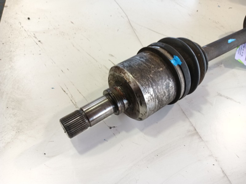 Recambio de transmision delantera izquierda para citroën jumpy ii furgoneta 2.0 hdi 120 referencia OEM IAM 3272NP / 3272NQ  