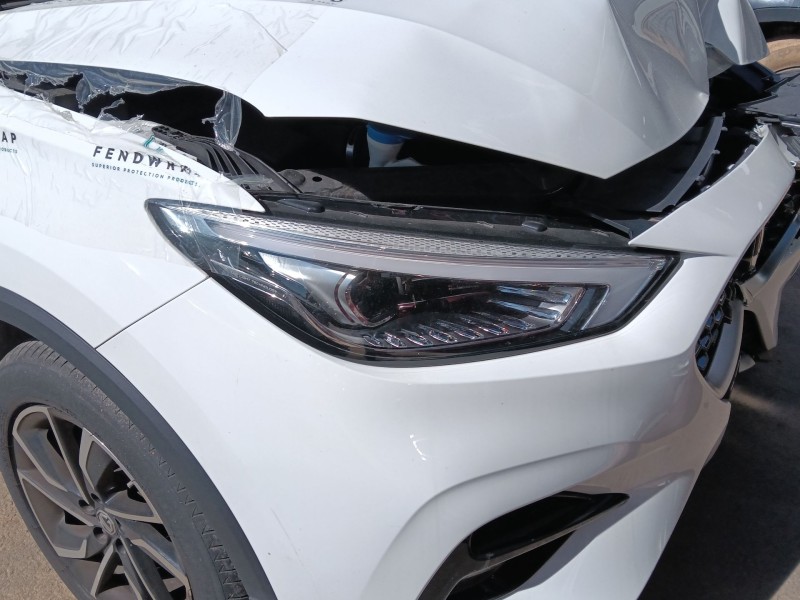 Recambio de faro derecho para mg zs suv (azs1) 1.0 t-gdi referencia OEM IAM 10228980  