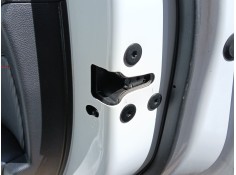 Recambio de cerradura puerta trasera derecha para mg zs suv (azs1) 1.0 t-gdi referencia OEM IAM 10640594  