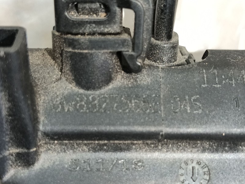 Recambio de maneta porton para audi q5 (fyb, fyg) 35 tdi quattro referencia OEM IAM 8W8827566E 8W8827566F 