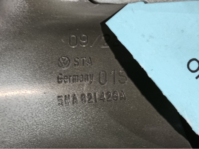 Recambio de soporte aleta delantera izquierda para volkswagen tiguan (ad1, ax1) 2.0 tdi referencia OEM IAM 5NA821141B 5NA821141B