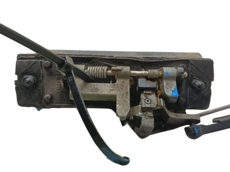 Recambio de maneta porton para seat toledo ii (1m2) 1.9 tdi referencia OEM IAM 1M5827561E  