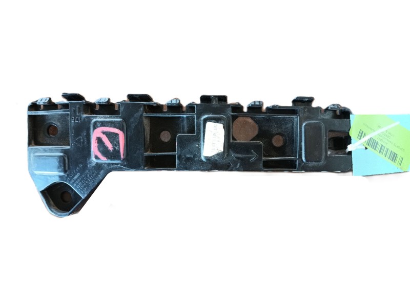 Recambio de soporte paragolpes delantero derecho para lynk & co 01 phev referencia OEM IAM  8889410599 