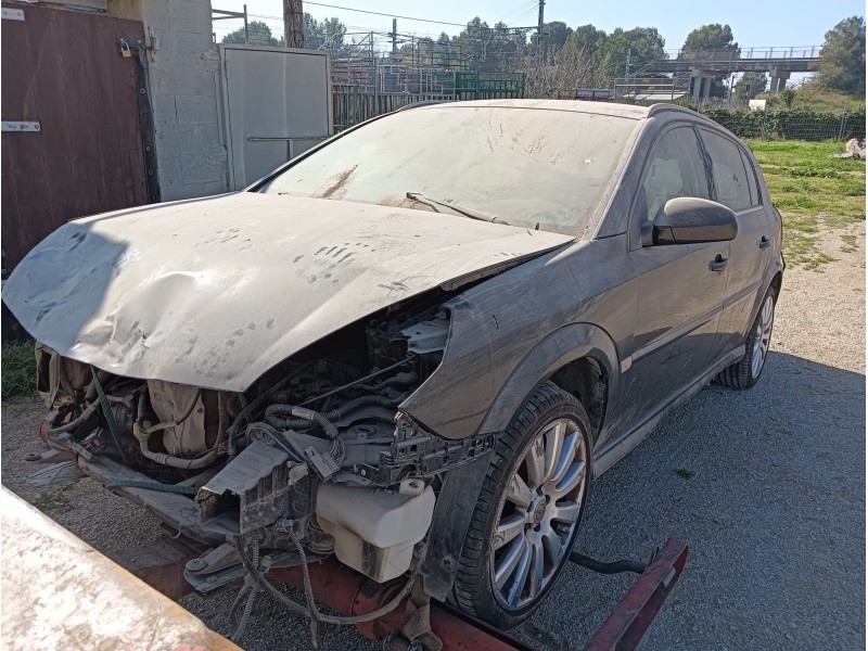 opel signum hatchback (z03) del año 2006