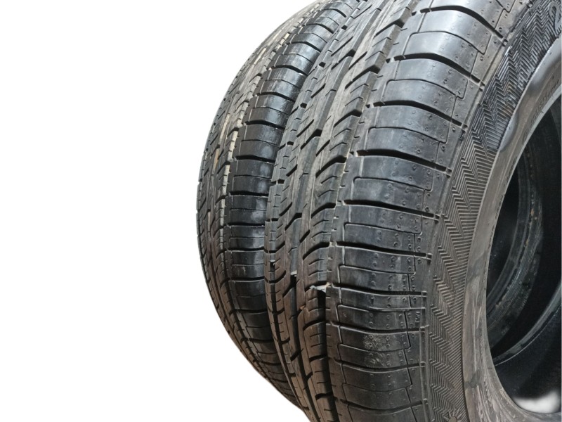 Recambio de neumatico para » otros... modelos referencia OEM IAM 215/75 R16C 113/111R 2 GISLAVED
