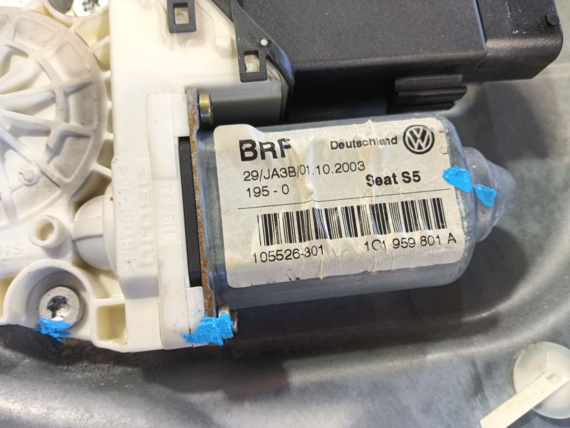 Recambio de elevalunas delantero izquierdo para seat leon (1m1) 1.6 16 v referencia OEM IAM 1M0837461A  