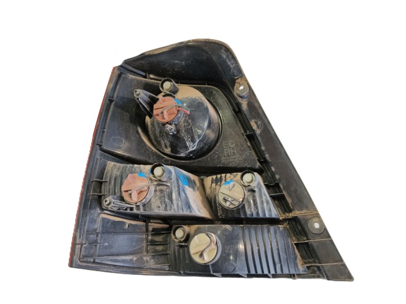 Recambio de piloto trasero derecho para kia sorento i (jc) 2.5 crdi referencia OEM IAM 924023E000  