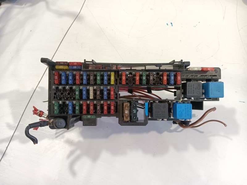Recambio de caja reles / fusibles para mercedes-benz clase a (w168) a 160 (168.033, 168.133) referencia OEM IAM   