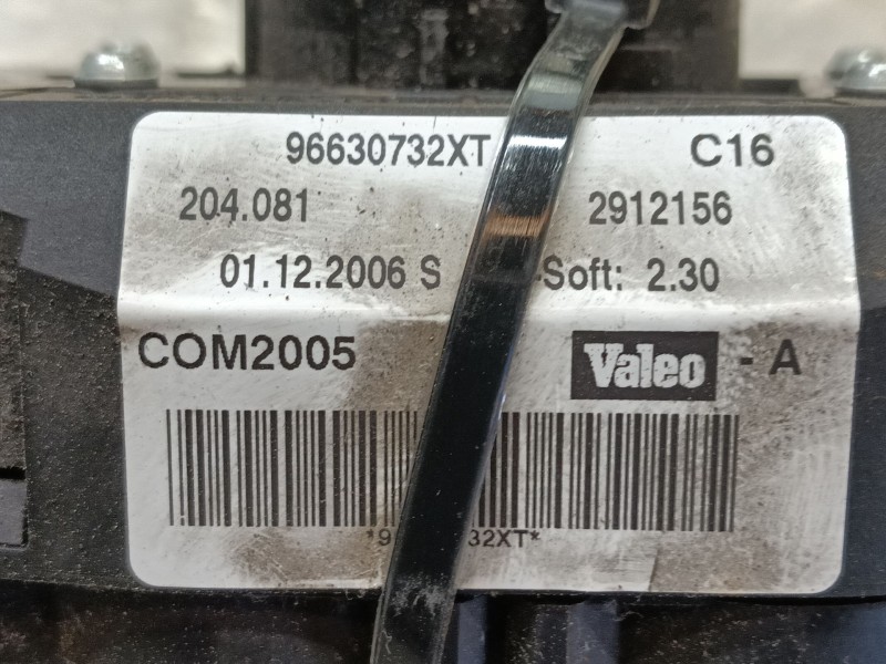 Recambio de mando multifuncion para peugeot 207/207+ (wa_, wc_) 1.4 16v referencia OEM IAM 6242P3 96630732XT 